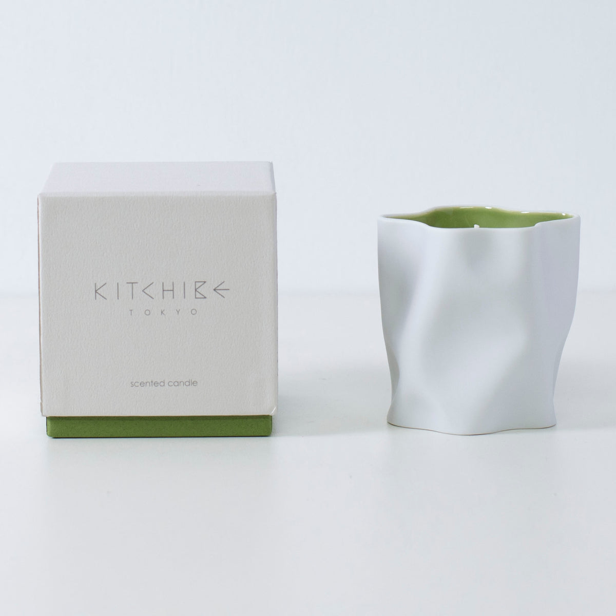 Japanese candle MATCHA with green tea, jasmine, and Japanese Incense in white Seto porcelain holder