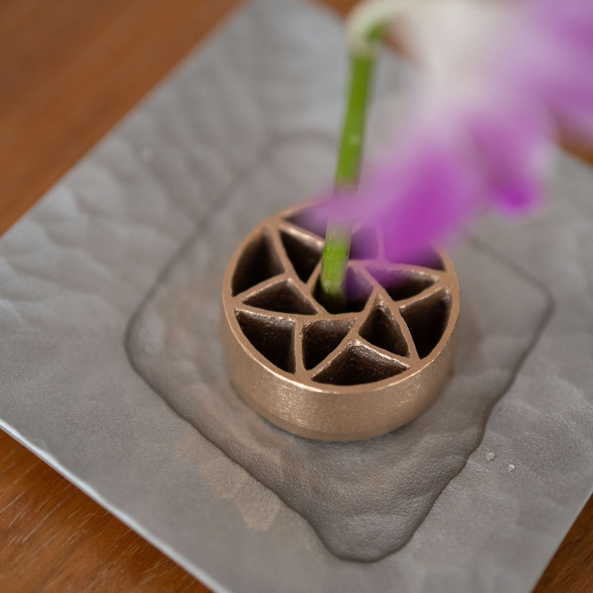 Japanese Pinless Kenzan “Hana” L for Ikebana | Floral Bronze Flower Frog for Japanese Vases