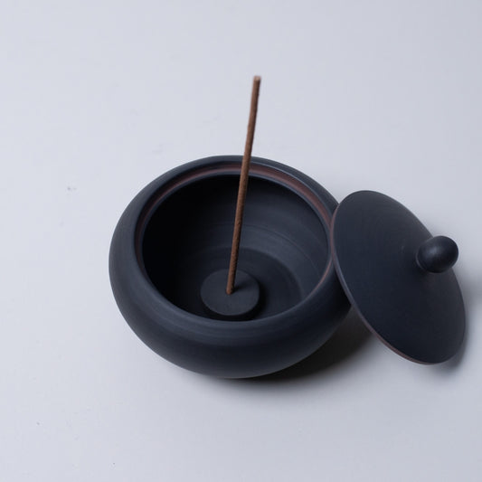 Top view of Japanese Incense Burner "Monk's Bowl" Black for zen room and incense burning