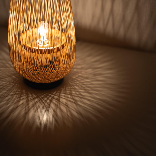 "Bambus-Handwerk aus Japan, Bambuslampe, japanische Lampen, Bambus-Blumenvasen" 
