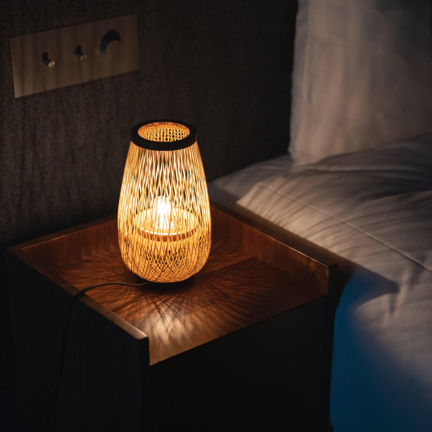 Japanese light, Japanese bamboo light, Japandi lighting, 