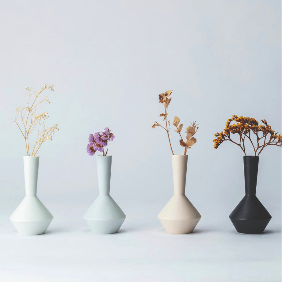 Japanische Einzelblumenvase – 4-farbige Mino-Keramikvasen für minimalistische Ikebana-Blumenarrangements