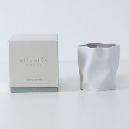 Zen-inspireret japansk lys KARESANSUI med yuzu, pæon og japansk røgelse i Seto-porcelæn