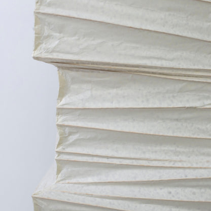 "Lampe sur pied japonaise en papier Washi « Harusame Washi 01 » – Une lampe sur pied durable en papier washi à l'atmosphère sophistiquée"