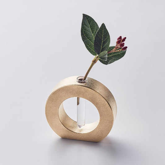 Ikebana flower arrangement with Japanese vase "Bush of copper" handcrafted in recycled alloy