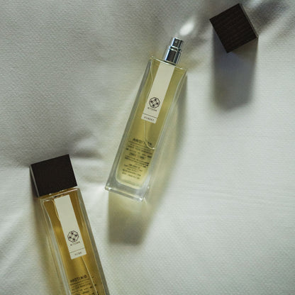Japansk Hinoki rumduft på lagen