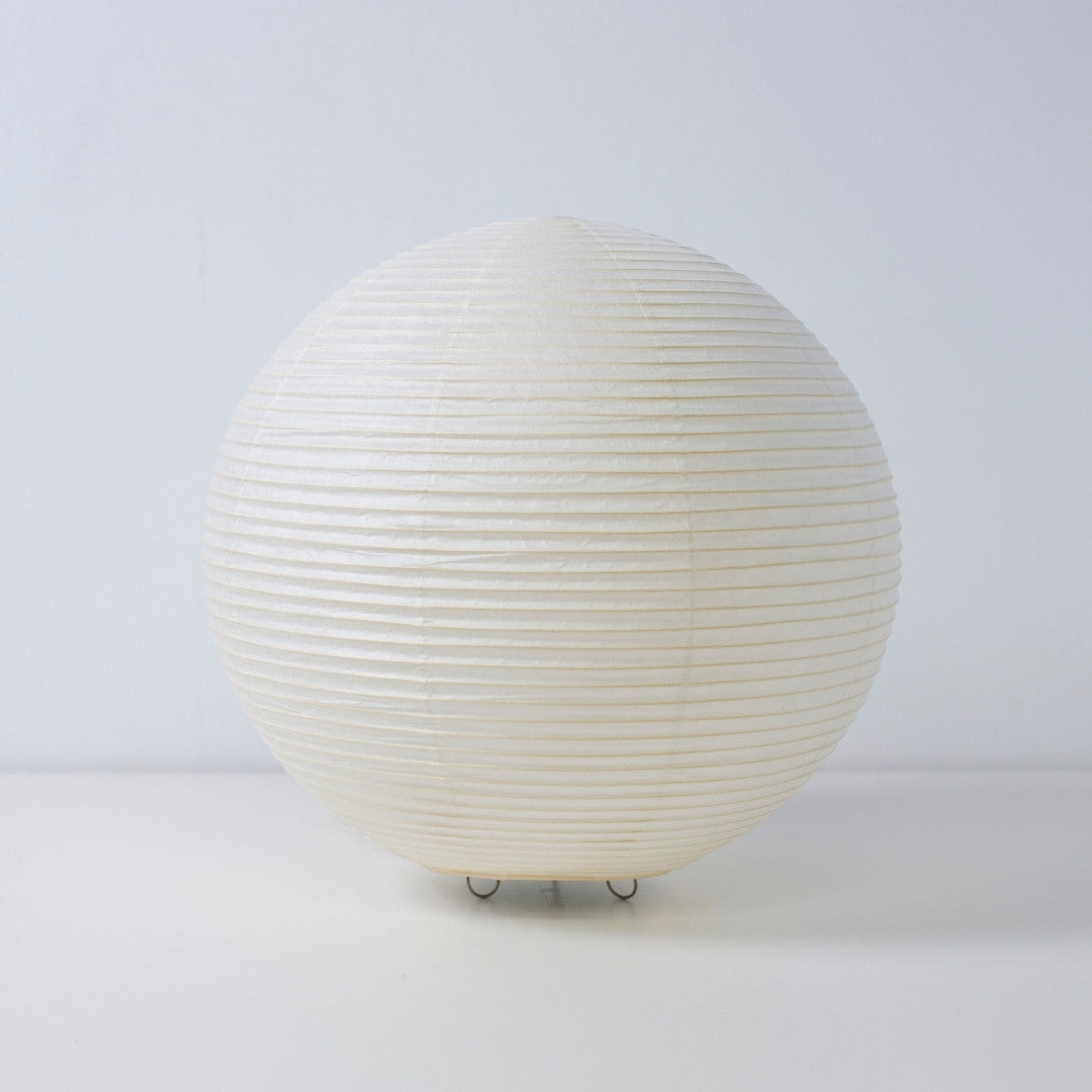 "Lampe de sol japonaise en papier « paper moon 05 » – lampe sphérique en papier Mino Washi lumineuse comme une pleine lune"