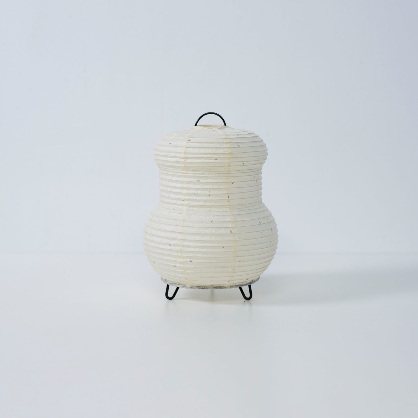 "Japanse Papieren Nachtkastlamp \"PAPERSON 03\" – Minimalistische Washi Lamp voor Ontspanning"