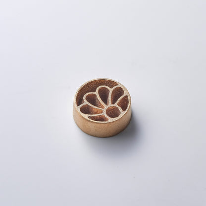 Japansk Kenzan uden pigge "Petal" S – Kompakt ikebana-værktøj til japansk blomsterarrangement og japanske vaser