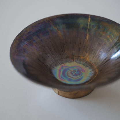 Top view close-up of Kintsugi Bowl "Iris Rose", showcasing the unique "Iris Rose" pattern