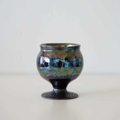 Kintsugi-pokal "Morgendagens Stjernehimmel" på hvid baggrund