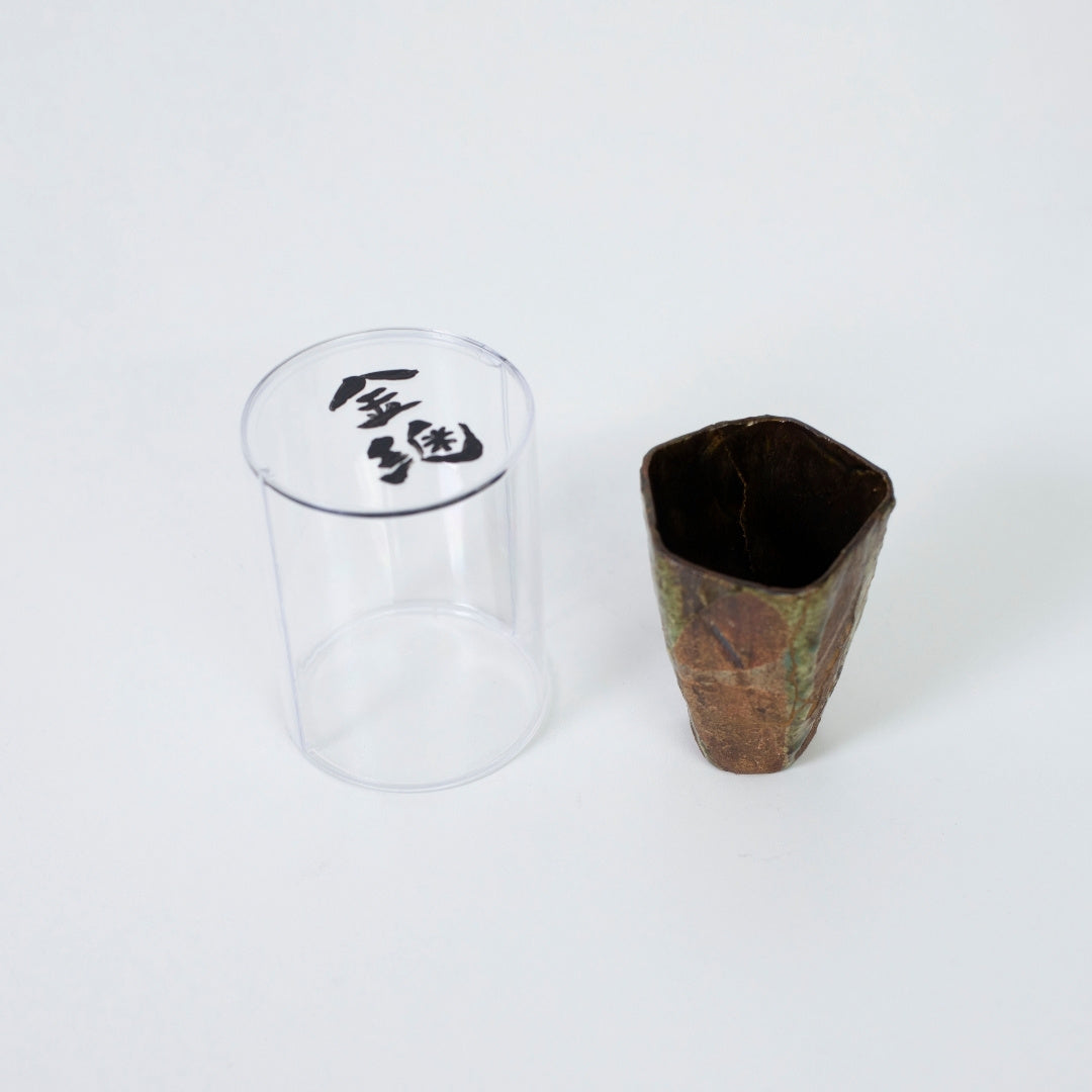 Pentagon Kintsugi Kop "Oribe" Dybe Grøn 03 med et klart etui