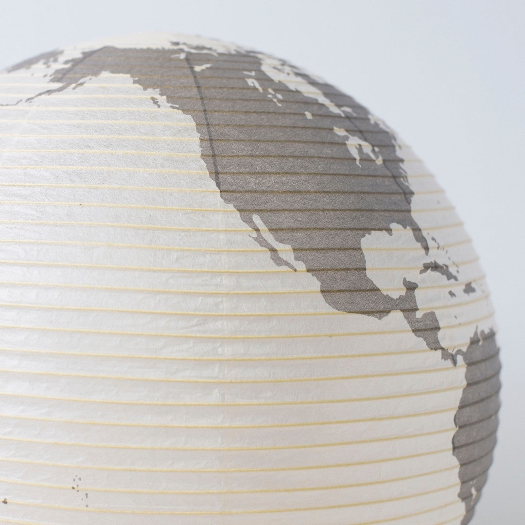 "Impression d'Amérique du Nord sur lampadaire en papier japonais « paper moon 05G », design de lampadaire en papier"