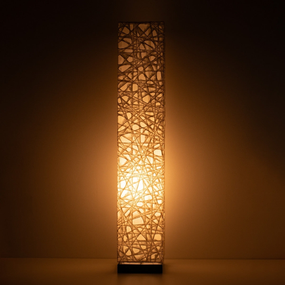 "Lampe sur pied japonaise ME-LOOK 01, blanc chaud et lumineux, colonne élancée en papier washi japonais"