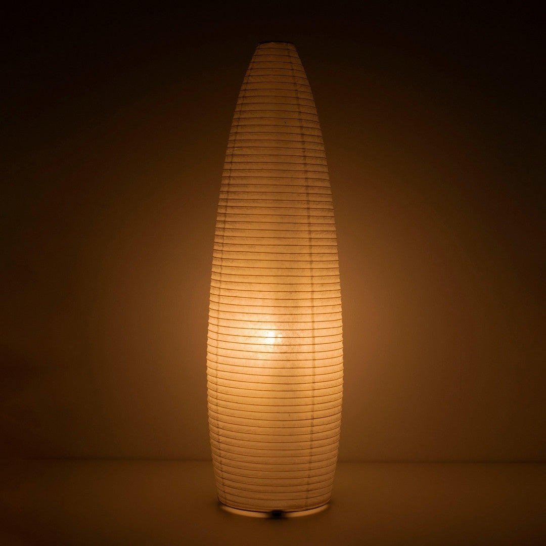 "Lampe japonaise en papier « paper moon 13 » à la lueur chaleureuse – Lampadaire vertical fait main en papier Mino Washi"