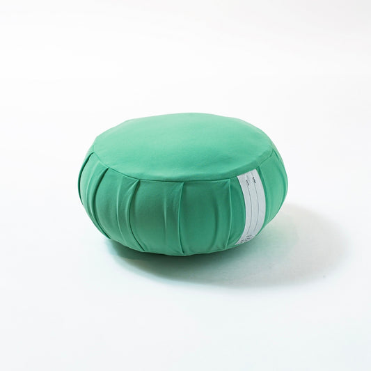 Japansk meditationspude zafu "ZAF MOMENT" medium, mintgrøn, kapok - Rundt plisseret design til zen- og yogameditation.