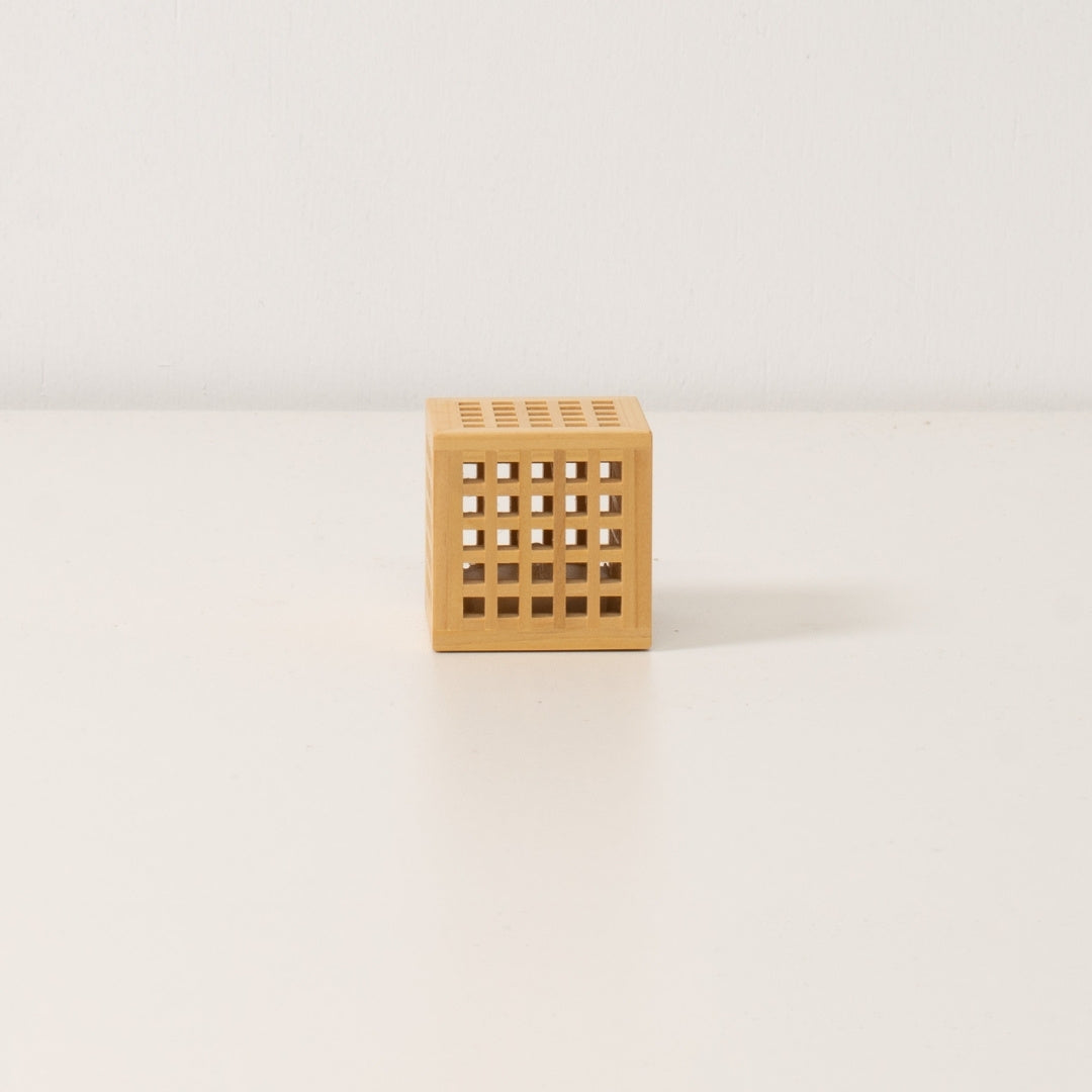 Japanische Holz-Minilampe Hotaru Natur Aomori Hiba – Kabellose Akzentlampe
